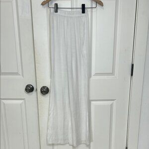 SHEIN Classic White Beach Patrs size small polyester, lightweight pool pants